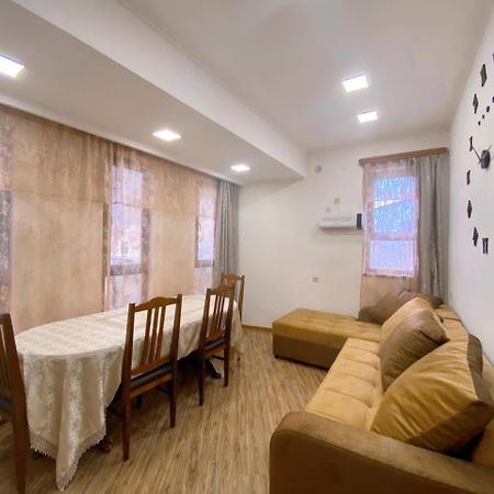 Green Garden Hotel Дилиян Екстериор снимка
