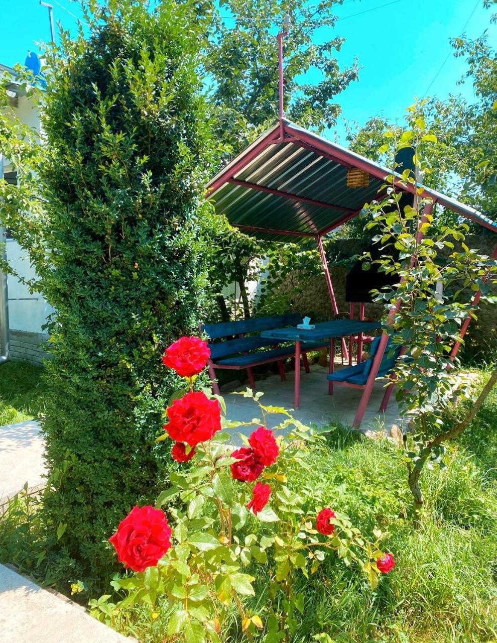 Green Garden Hotel Дилиян Екстериор снимка
