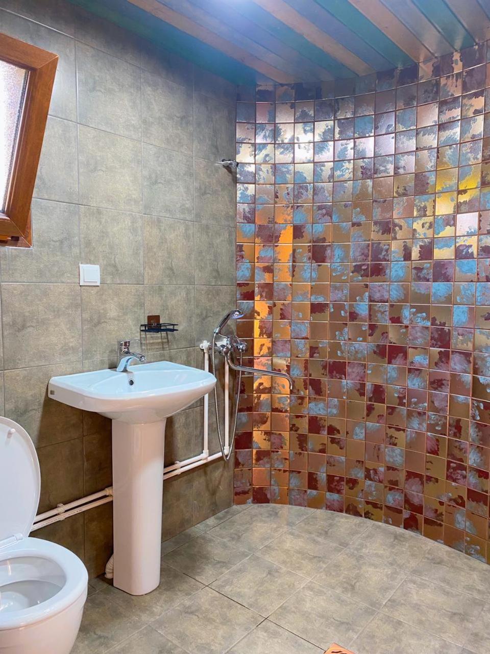 Green Garden Hotel Дилиян Екстериор снимка