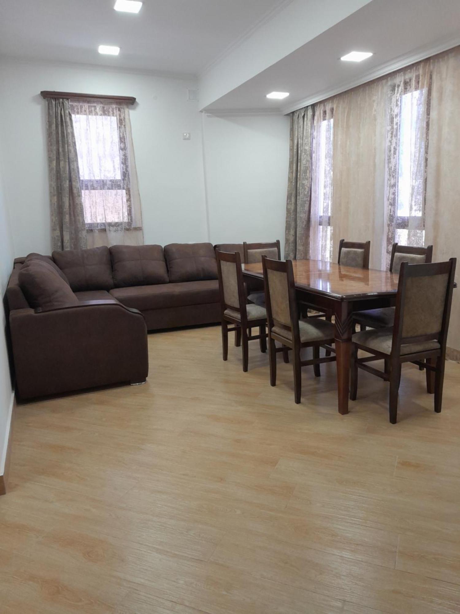 Green Garden Hotel Дилиян Екстериор снимка